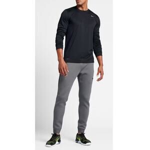 Nike Men's Black Matte Silver Long-Sleeve Dri-FIT Training T-Shirt Size L